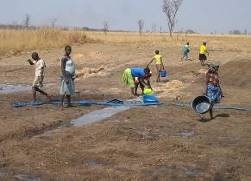 F:\Angola\Watanuki\20年度 (2008) 案件関連\dia 2\IMG_2833.JPG